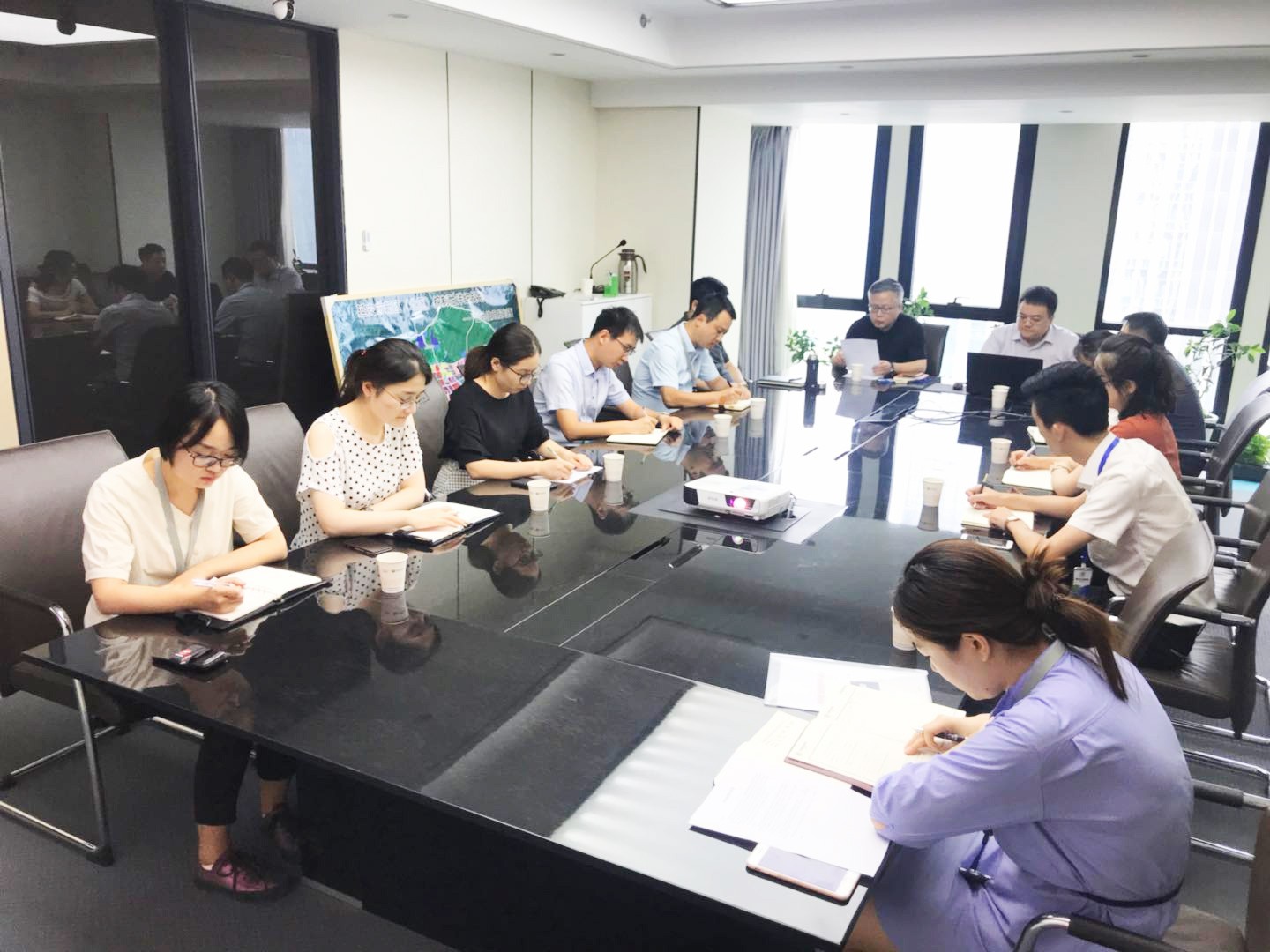黨支部成立大會(huì) (1).jpg