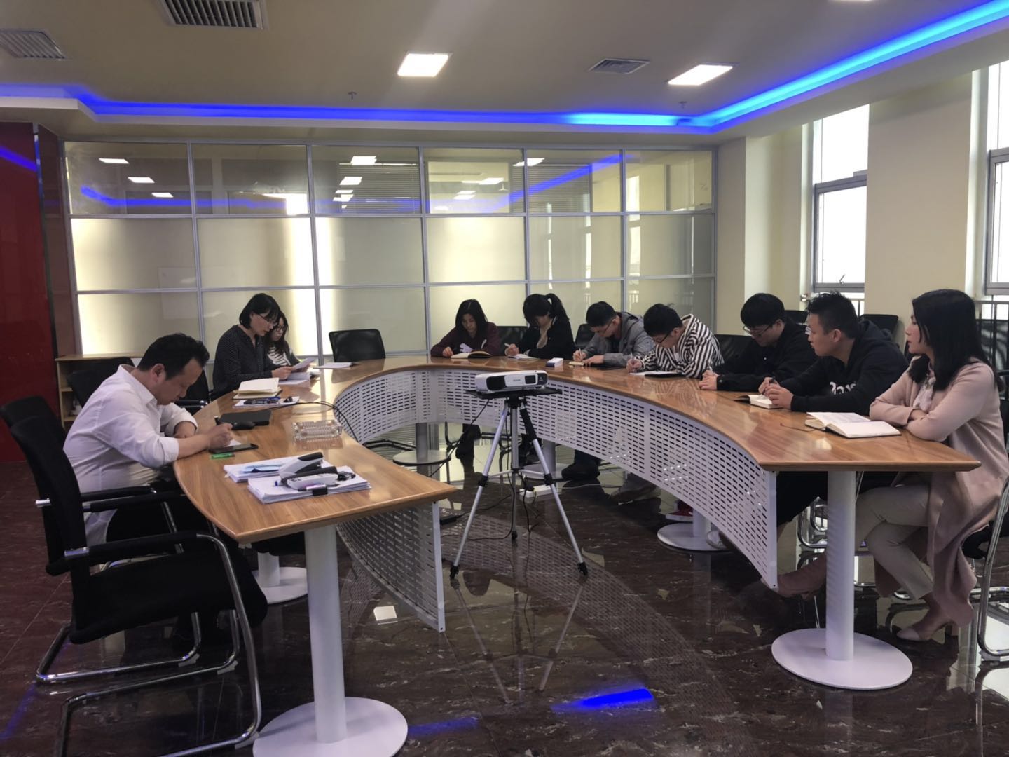 20190411通訊稿-研究院公司組織學(xué)習(xí)“三秦楷?！毕冗M(jìn)事跡.jpg