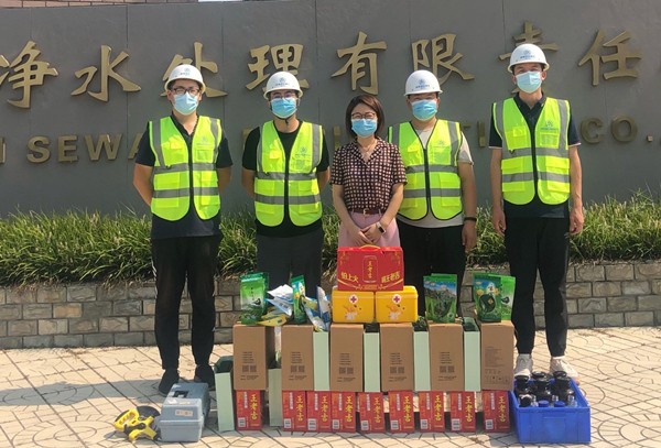 1628041290194151Jtv4.jpg 監(jiān)測(cè)中心開展“夏送清涼 情系一線”慰問活動(dòng)_副本.jpg