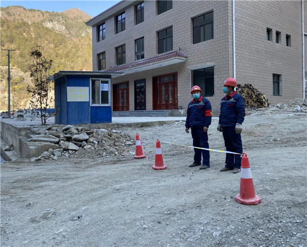 奉獻愛心，展現(xiàn)國企擔當.jpg