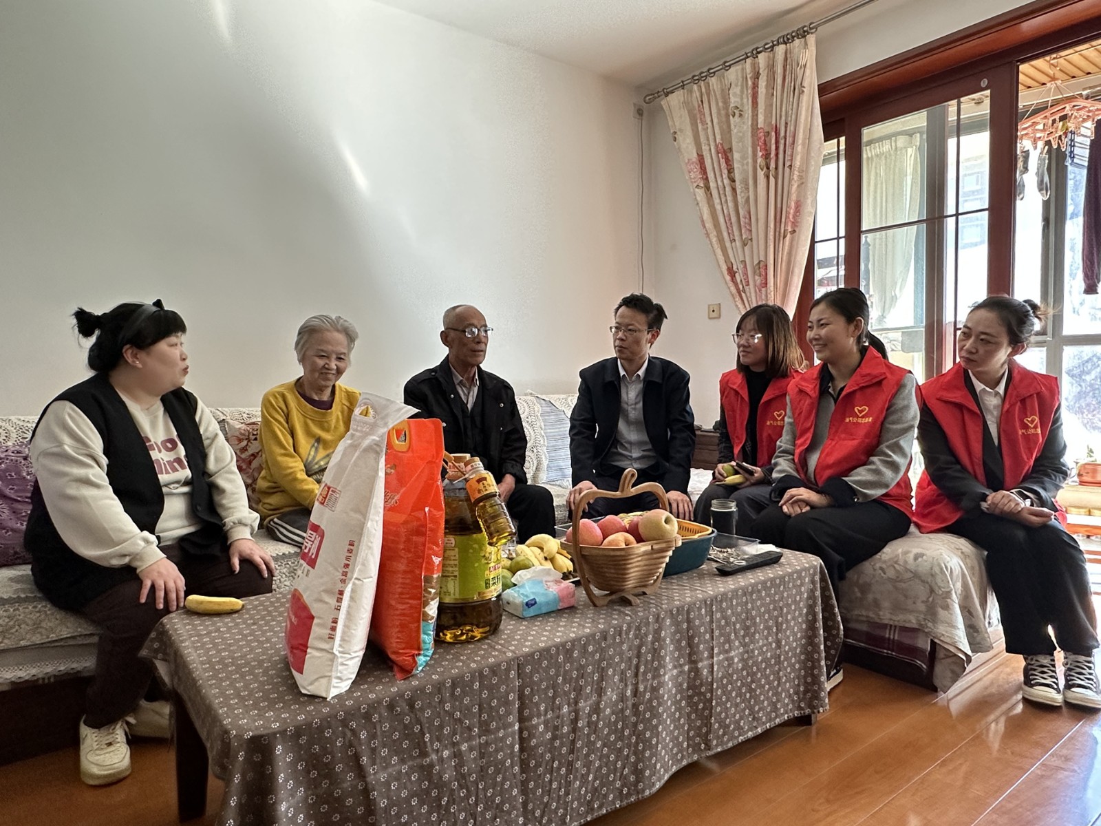慰問活動(dòng)照片_副本.jpg